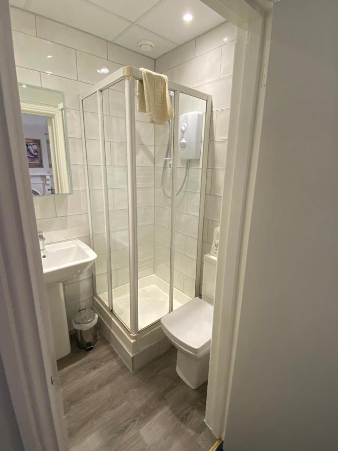 Minton Lodge Hotel Борнмът Екстериор снимка