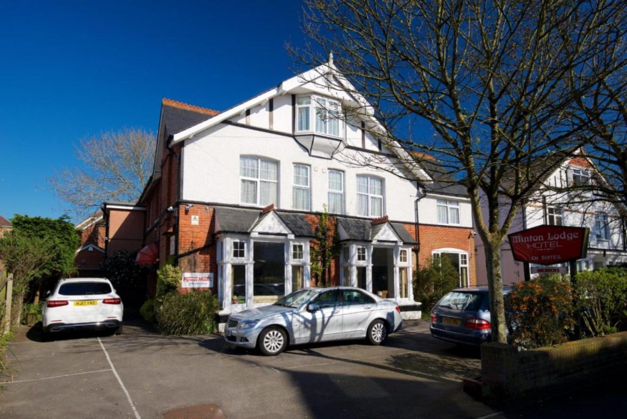 Minton Lodge Hotel Борнмът Екстериор снимка